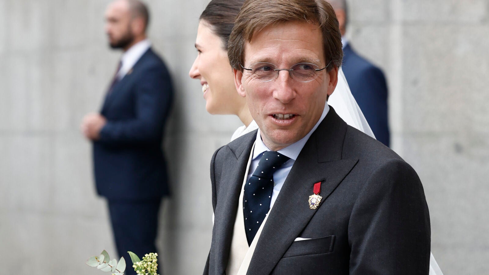 Lo que no se vio de la boda del alcalde de Madrid, José Luis Martínez-Almeida, y Teresa Urquijo