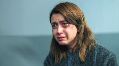 Ilgaz y Ceylin descubren el infierno en el que vivió Seçil: “En cuanto di a luz, me quitaron a mi bebé y lo vendieron a otra familia”