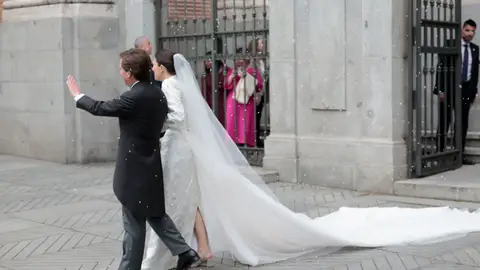 Teresa Urquijo y Martínez Almeida en su boda Teresa Urquijo y Martínez Almeida en su boda