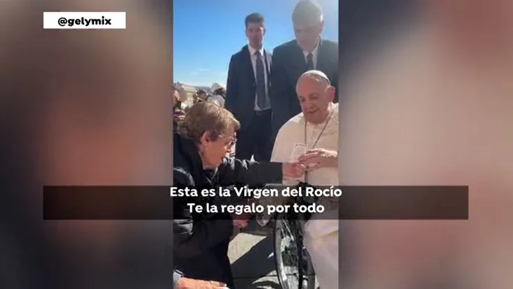 Mujer de Huelva conoce al Papa Francisco Mujer de Huelva conoce al Papa Francisco