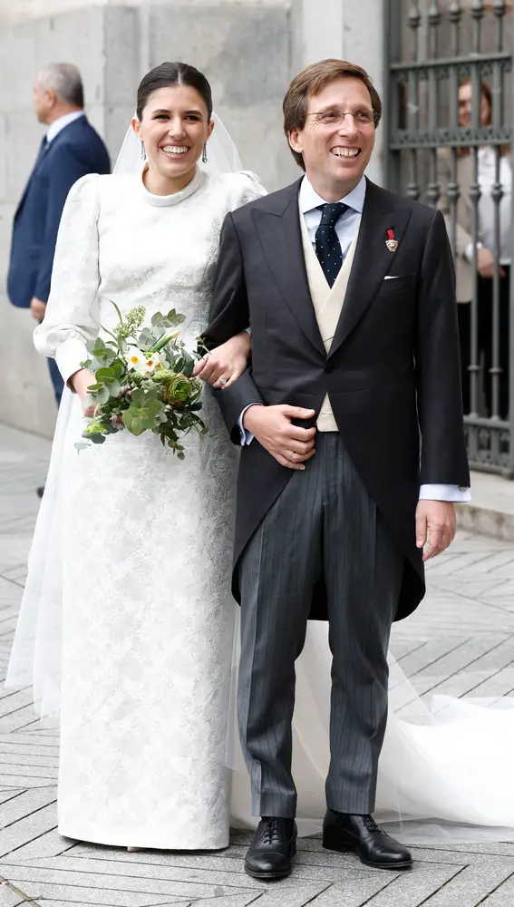 Teresa Urquijo y Martínez Almeida en su boda