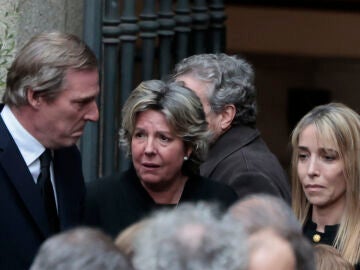 Simoneta Gómez-Acebo, en la misa funeral de su hermano Fernando