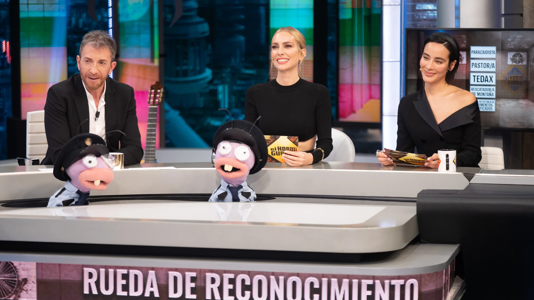 &iexcl;Rueda de reconocimiento con Kira Mir&oacute; y Esmeralda Pimentel!