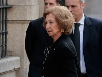 La reina Sofía en la misa funeral de Fernando Gómez-Acebo La reina Sofía en la misa funeral de Fernando Gómez-Acebo