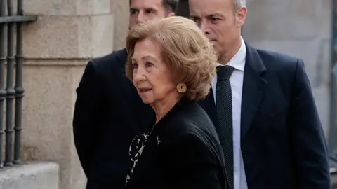 La reina Sofía en la misa funeral de Fernando Gómez-Acebo
