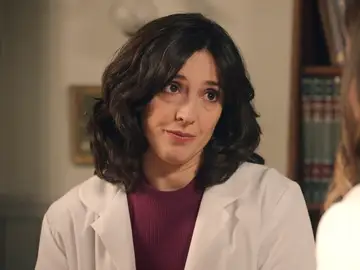 Luz le confirma a Begoña sus sospechas: ¡Su tía tuvo una hija! Luz le confirma a Begoña sus sospechas: ¡Su tía tuvo una hija!