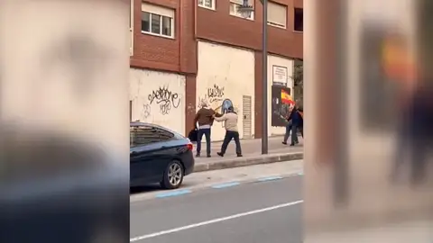 Agresión al secretario general del PSOE en Ponferrada Agresión al secretario general del PSOE en Ponferrada