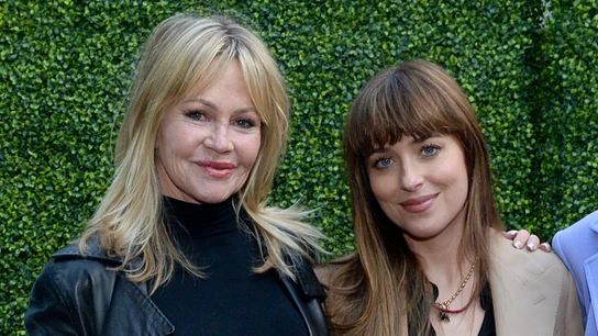 Melanie Griffith con su hija Dakota Johnson Melanie Griffith con su hija Dakota Johnson