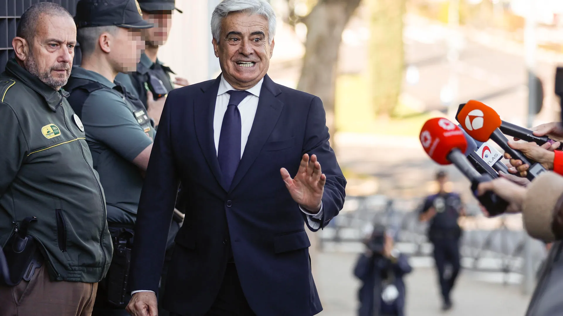 Pedro Rocha a su llegada los juzgados