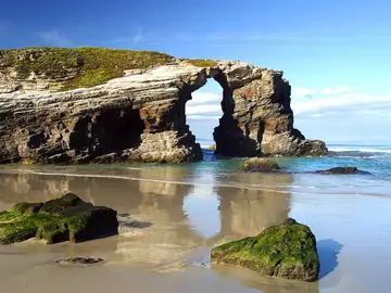 Playa de las Catedrales Playa de las Catedrales