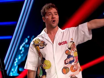 David Bisbal despista a los coaches al cantar en mitad de las Audiciones David Bisbal despista a los coaches al cantar en mitad de las Audiciones