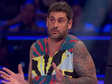 La mentira piadosa de Melendi para llevarse a una talent La mentira piadosa de Melendi para llevarse a una talent