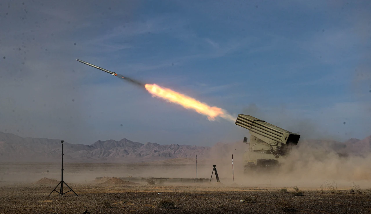 Lanzamiento de un misil en Irán 