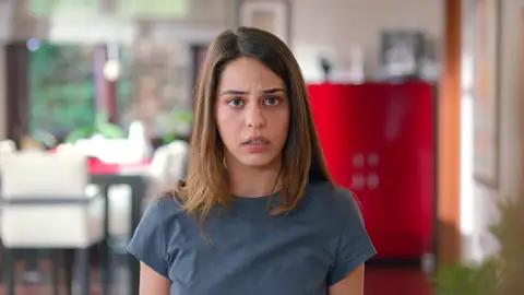 En el último capítulo de Hermanos: La vida de Berk da un giro inesperado, pero decide ocultarle la verdad a Elif En el último capítulo de Hermanos: La vida de Berk da un giro inesperado, pero decide ocultarle la verdad a Elif