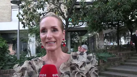 Sandra Ibarra, muy atenta con la prensa Sandra Ibarra, muy atenta con la prensa