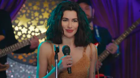 Sahika, en su nueva faceta como cantante Sahika, en su nueva faceta como cantante