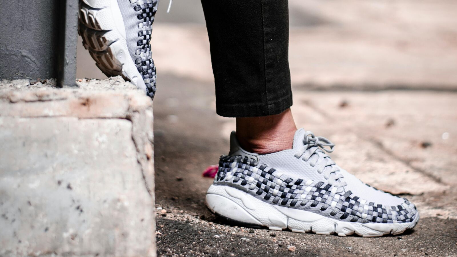 Cómo actualizar las zapatillas deportivas que ya no te pones o se han pasado de moda