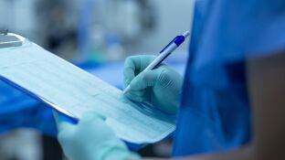 Listas de espera m&eacute;dico 