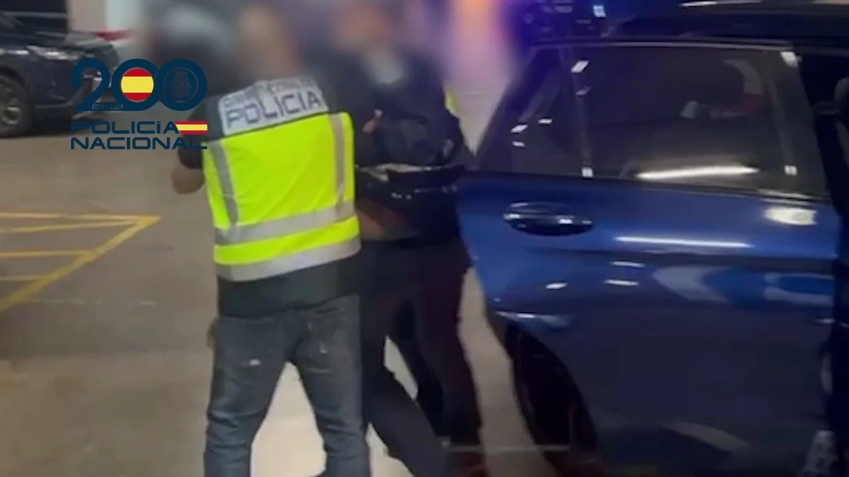 Operativo policial para detener dos personas por secuestrar a otra