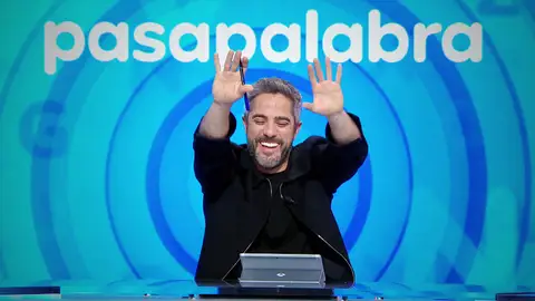 El regalo de Pasapalabra por su programa 1.000: ¡las mejores tomas falsas de Roberto Leal! El regalo de Pasapalabra por su programa 1.000: ¡las mejores tomas falsas de Roberto Leal!