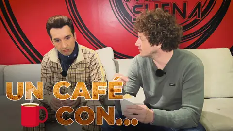 La curiosidad de Miguel Lago con Daniel Diges: "La letra de 'Algo pequeñito', ¿es autobiográfica?" La curiosidad de Miguel Lago con Daniel Diges: "La letra de 'Algo pequeñito', ¿es autobiográfica?"