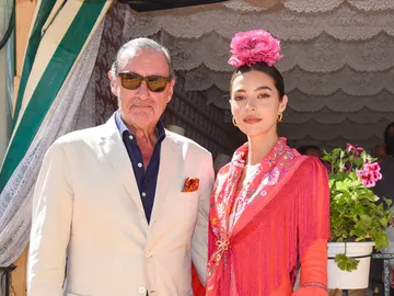 Rocío Crusset y Carlos Herrera en la Feria de Abril 2024 Rocío Crusset y Carlos Herrera en la Feria de Abril 2024