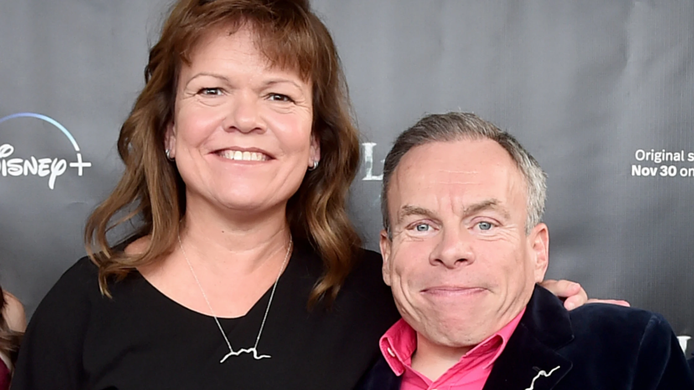 Warwick Davis y su mujer Samantha Davis Warwick Davis y su mujer Samantha Davis