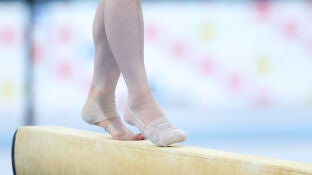Plano detalle de gimnasia art&iacute;stica