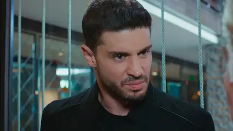 Çağatay desenmascara a su padre Çağatay desenmascara a su padre