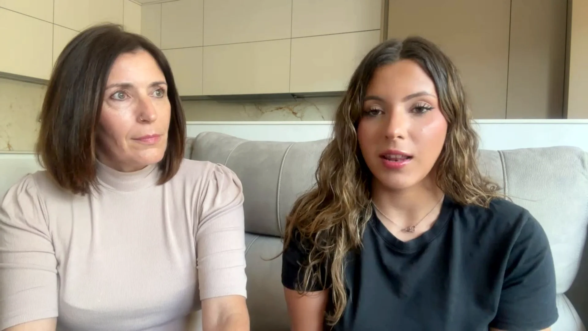 Nadia teme las amenazas de su maltratador desde prisión: "Ha maltratado a 5 chicas más, no han denunciado por miedo" Nadia teme las amenazas de su maltratador desde prisión: "Ha maltratado a 5 chicas más, no han denunciado por miedo"