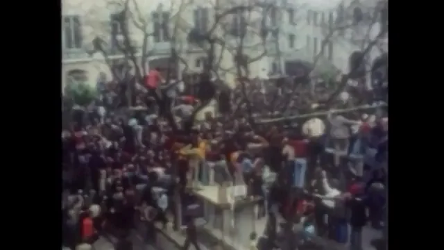 Efem&eacute;rides de hoy 25 de abril de 2024: Revoluci&oacute;n de los Claveles en Portugal