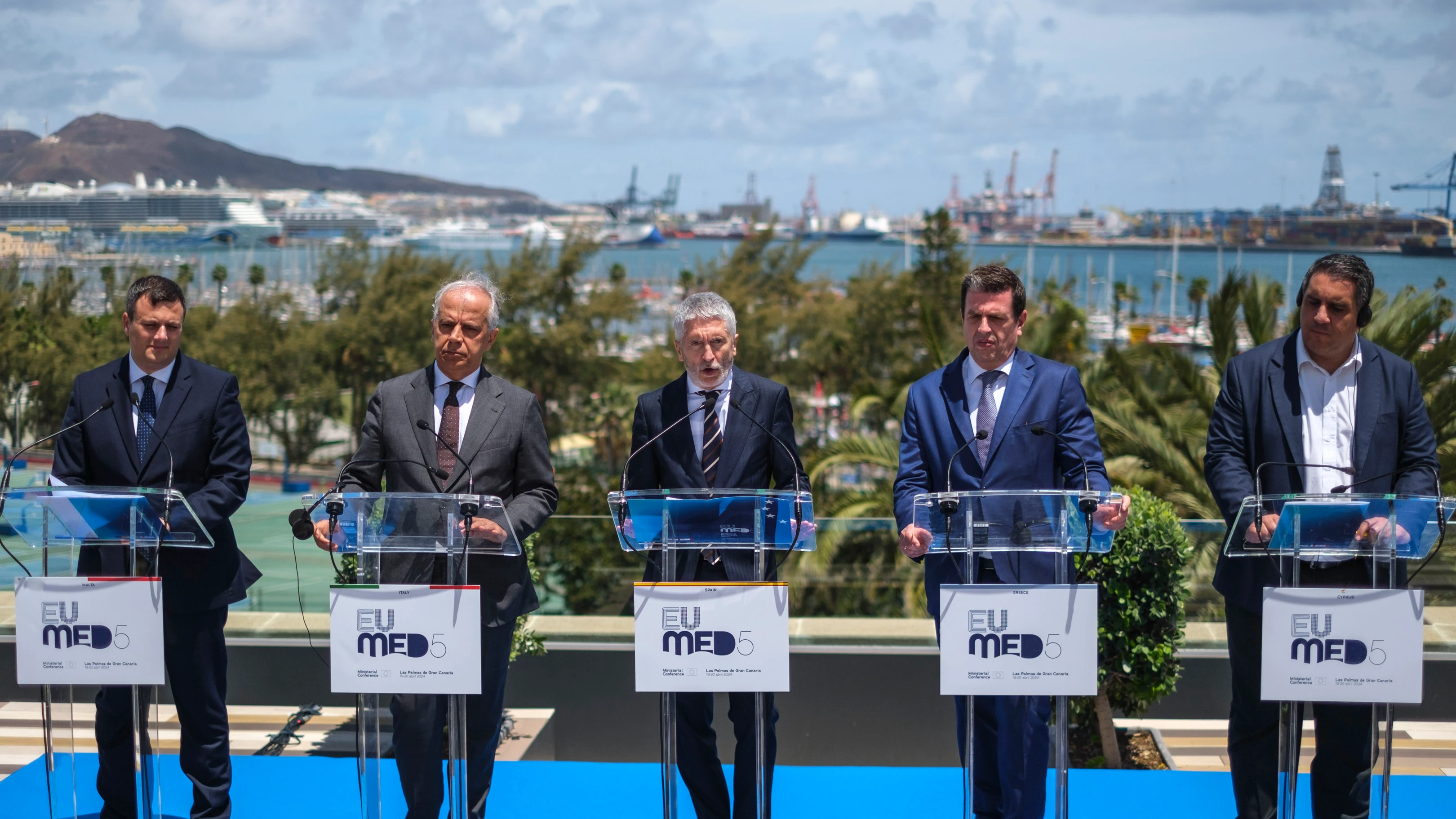 Los ministros de Interior y de Migraciones