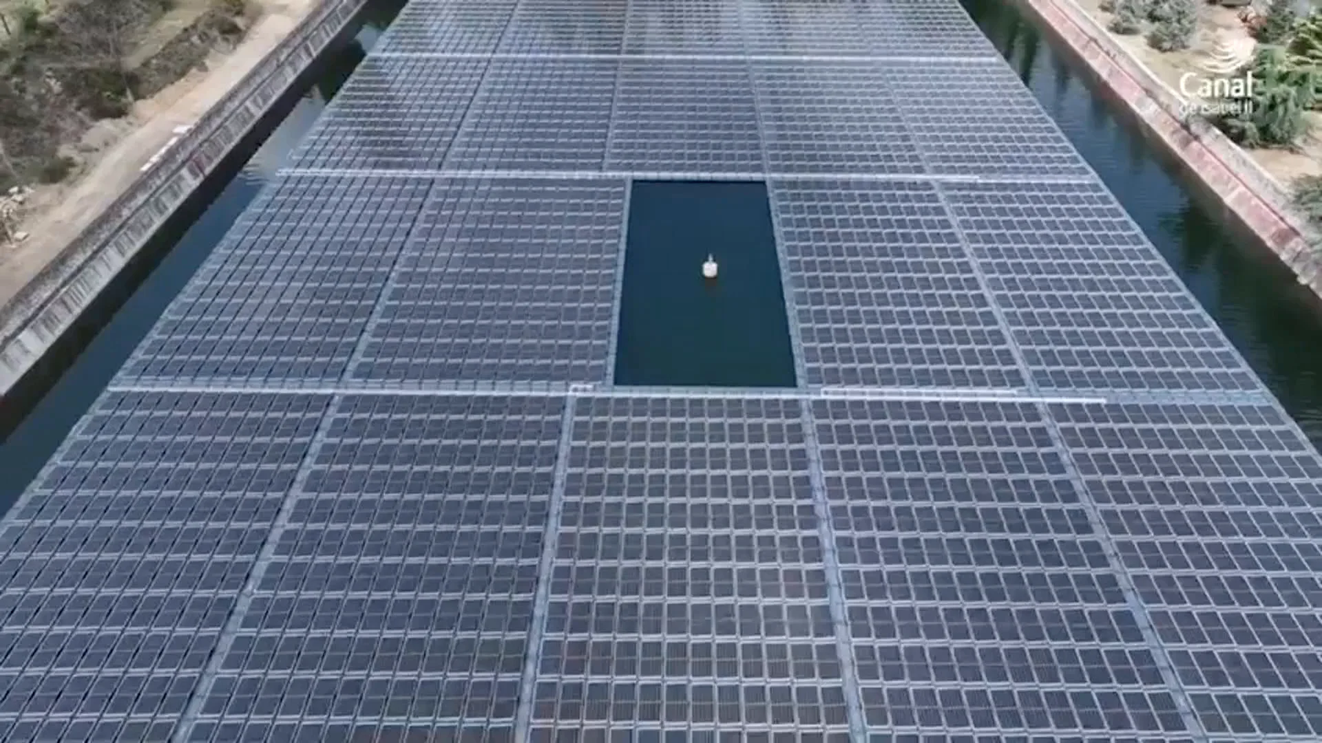 Planta fotovoltaica flotante Planta fotovoltaica flotante