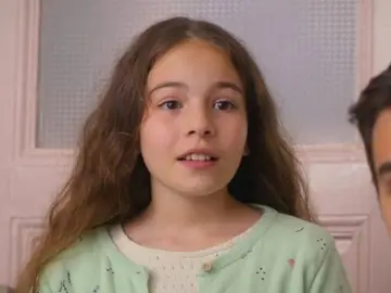 En el último capítulo de Hermanos: Emel vuelve a casa, pero los Eren no perdonan a Sengül En el último capítulo de Hermanos: Emel vuelve a casa, pero los Eren no perdonan a Sengül