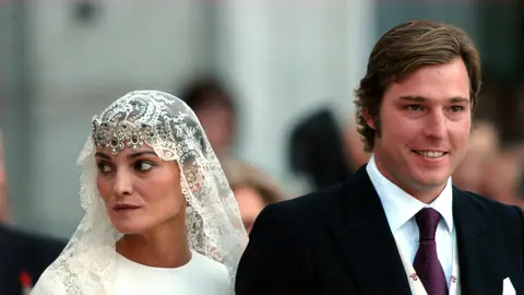 Laura Ponte y Beltrán Gómez-Acebo el día de su boda en 2004 Laura Ponte y Beltrán Gómez-Acebo el día de su boda en 2004
