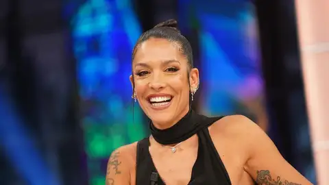 Lorena Castell muestra su lado más místico: "Si pones energía en algo, lo consigues" Lorena Castell muestra su lado más místico: "Si pones energía en algo, lo consigues"