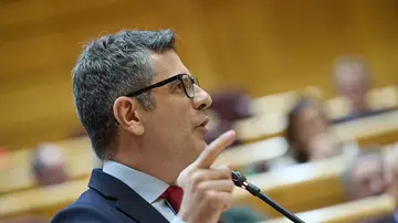 El ministro de la Presidencia, Justicia y Relaciones con las Cortes, Félix Bolaños, durante la sesión plenaria en el Senado