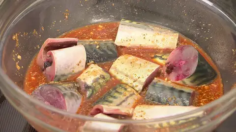 Tapa el bol con film de cocina Tapa el bol con film de cocina