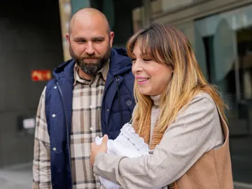 Gisela, junto a su pareja, José Ángel Ortega, y su hijo Gisela, junto a su pareja, José Ángel Ortega, y su hijo