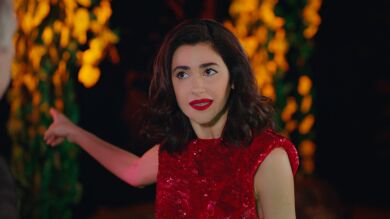 Sahika salva la vida de Ömer: “Hay dos matones dándole una paliza a mi novio”