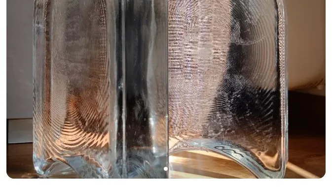 Se venden ladrillos del monumento homenaje al 11M en plataformas Se venden ladrillos del monumento homenaje al 11M en plataformas