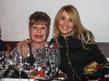 Cayetana Guillén Cuervo y su madre, Gemma Cuervo