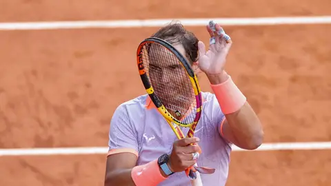 Rafa Nadal agradece el apoyo al público de la Caja Mágica Rafa Nadal agradece el apoyo al público de la Caja Mágica