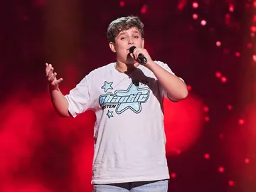El sentimiento de Rafael con ‘Catalina’ hace llorar a Lola Índigo en La Voz Kids El sentimiento de Rafael con ‘Catalina’ hace llorar a Lola Índigo en La Voz Kids