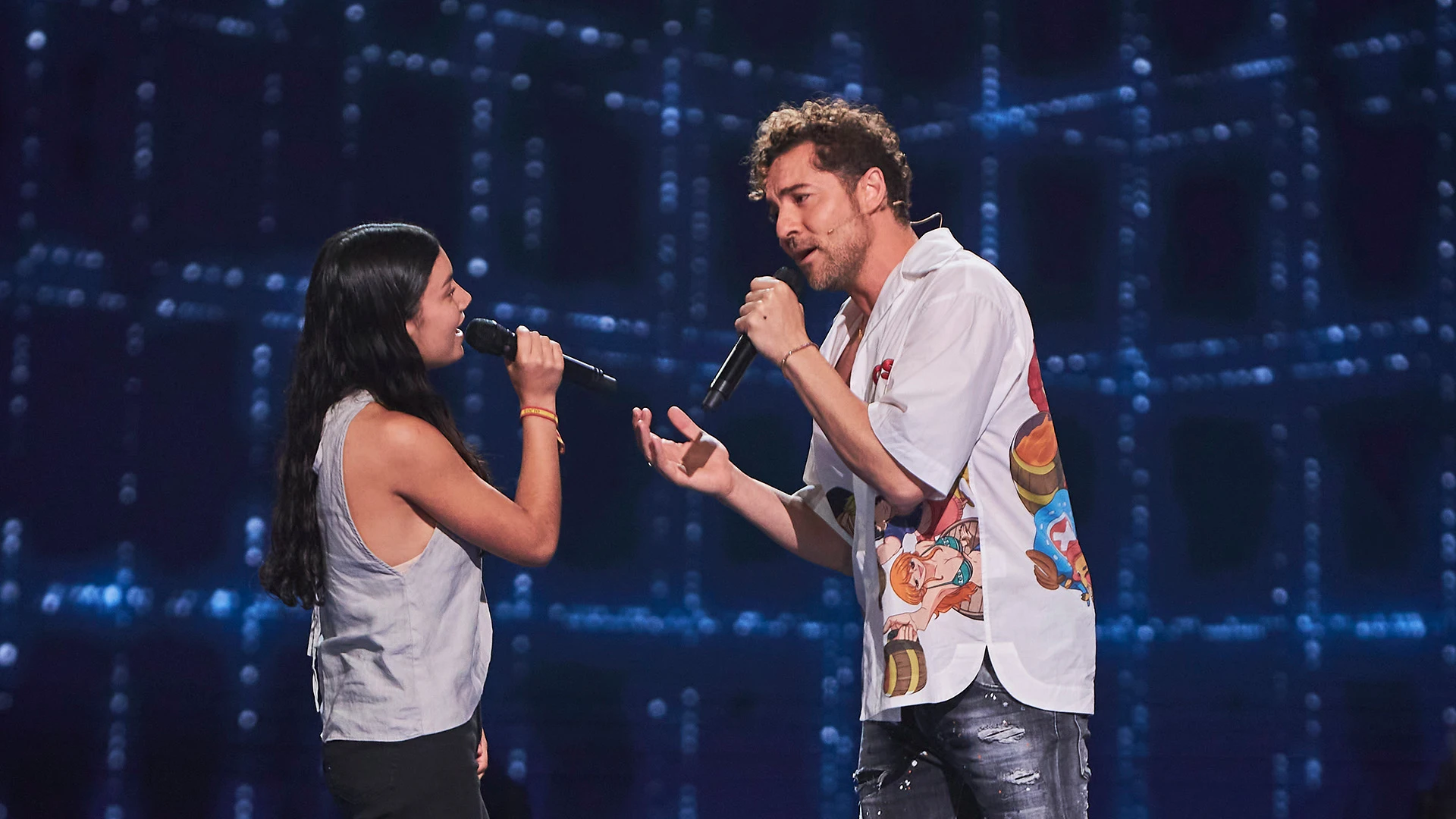Ainara y David Bisbal llenan de magia el plató de La Voz Kids con ‘Si tú la quieres’ Ainara y David Bisbal llenan de magia el plató de La Voz Kids con ‘Si tú la quieres’