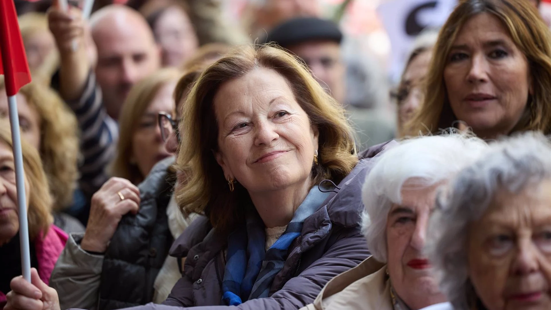 Carmen Romero, exmujer de Felipe González, presente en la manifestación de Ferraz en apoyo a Sánchez Carmen Romero, exmujer de Felipe González, presente en la manifestación de Ferraz en apoyo a Sánchez