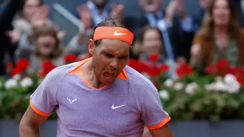 Rafa Nadal no se rinde y doblega a Pedro Cachín en horas en el