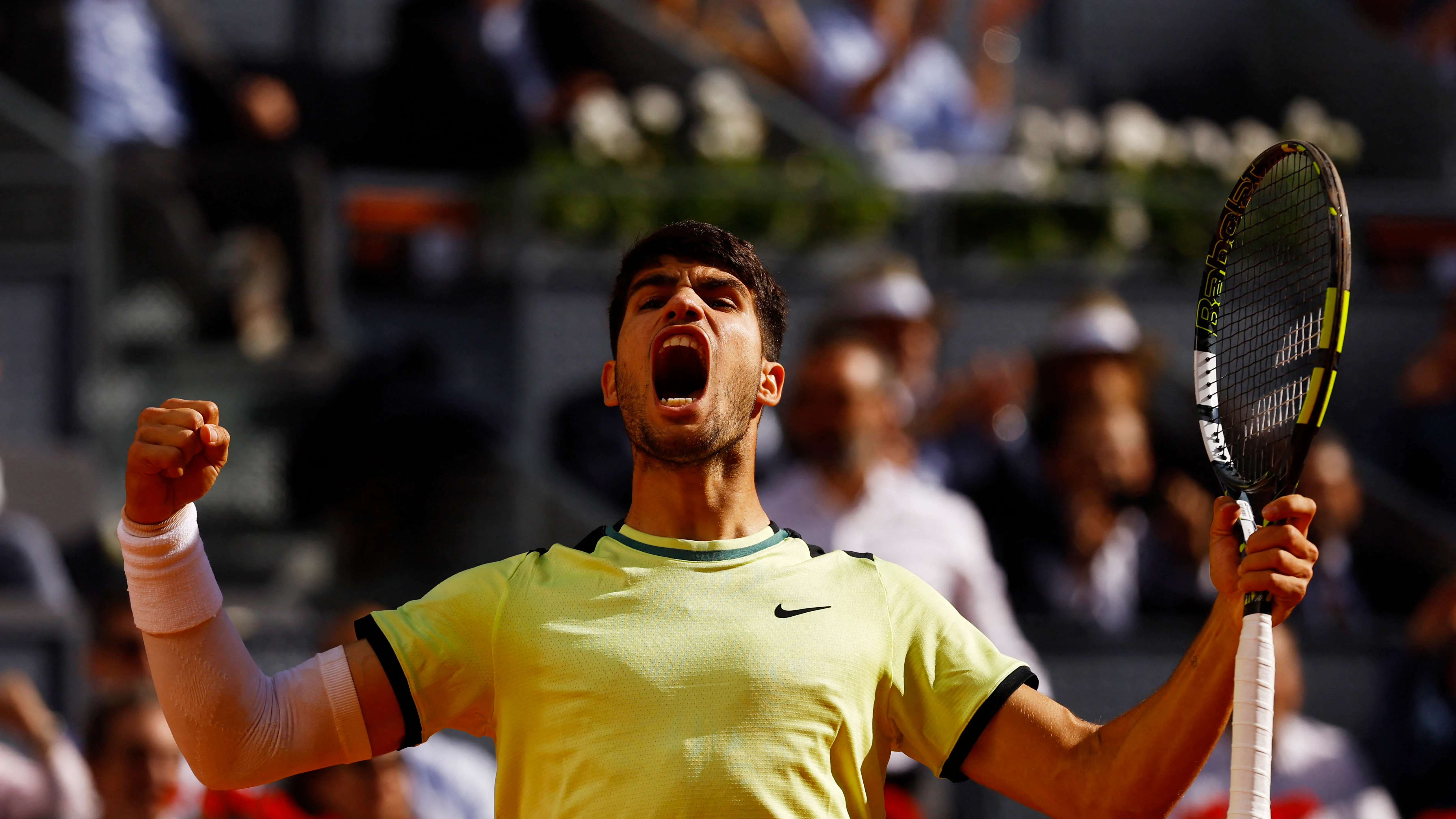 Carlos Alcaraz celebra un punto ante Struff en el Mutua Madrid Open Carlos Alcaraz celebra un punto ante Struff en el Mutua Madrid Open