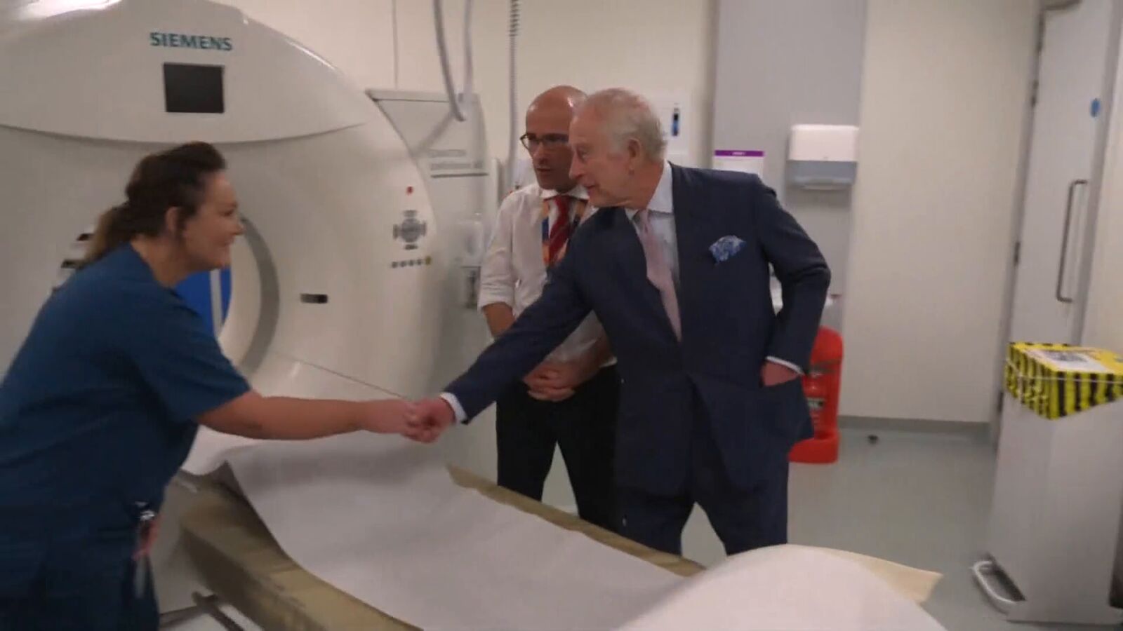 Carlos III vuelve a retomar su agenda tras su diagnóstico de cáncer