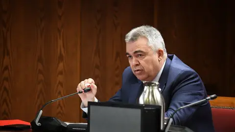 Santos Cerdán en la comisión de investigación del Senado Santos Cerdán en la comisión de investigación del Senado